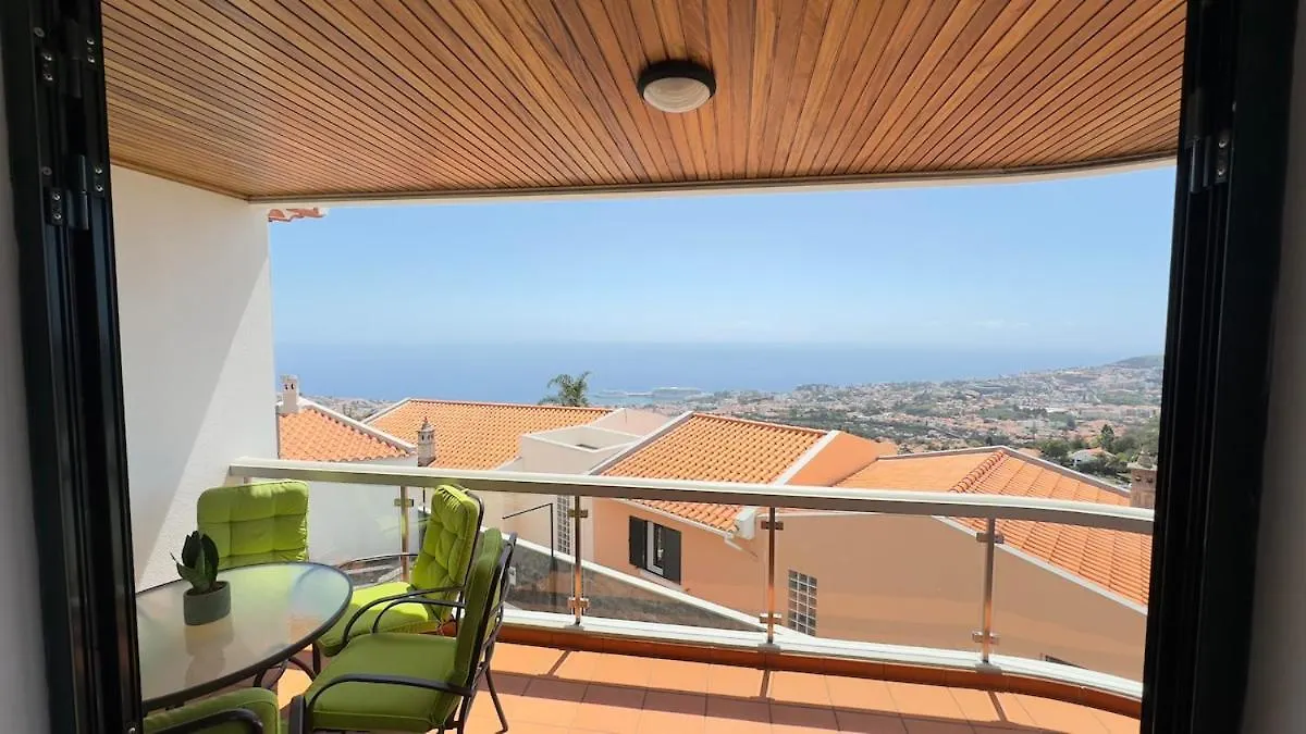 Casa Mollivia - Breath Taking Views Over Funchal 0*, Funchal (Madeira)