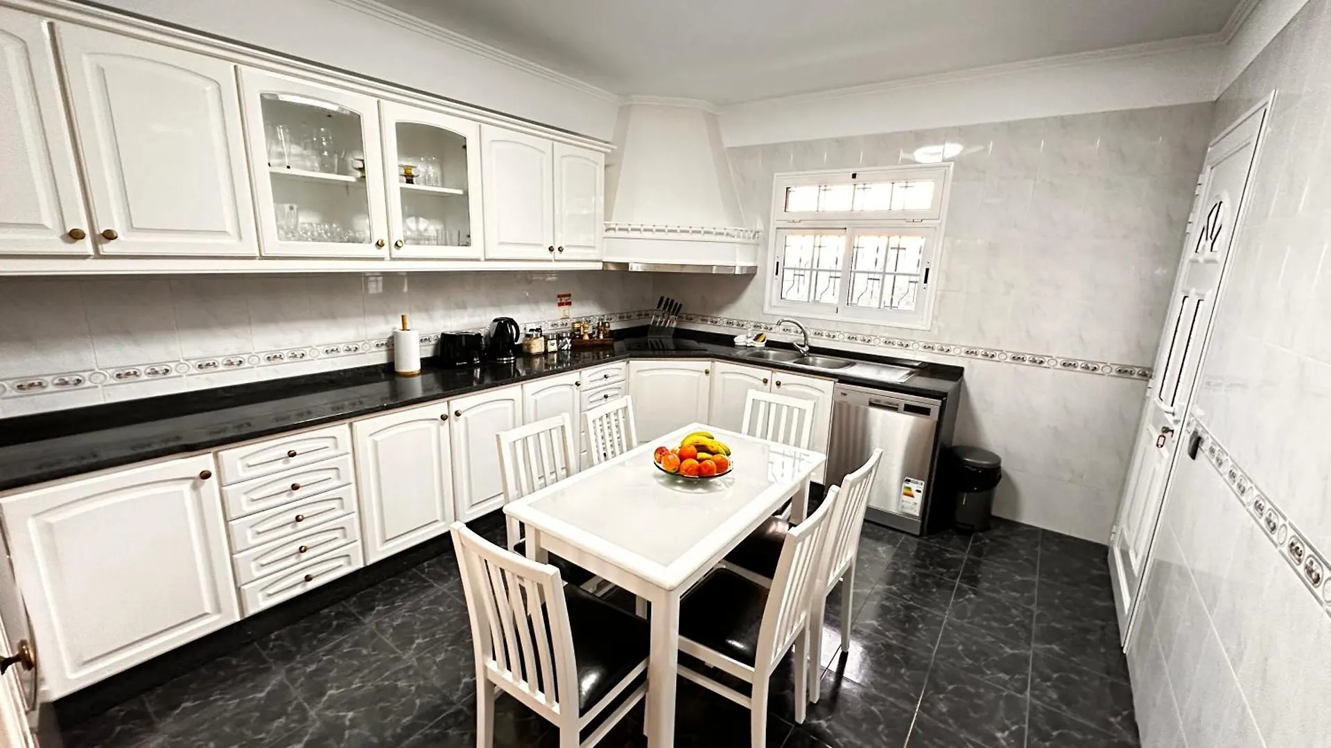 Ferienhaus Casa Mollivia - Breath Taking Views Over Funchal