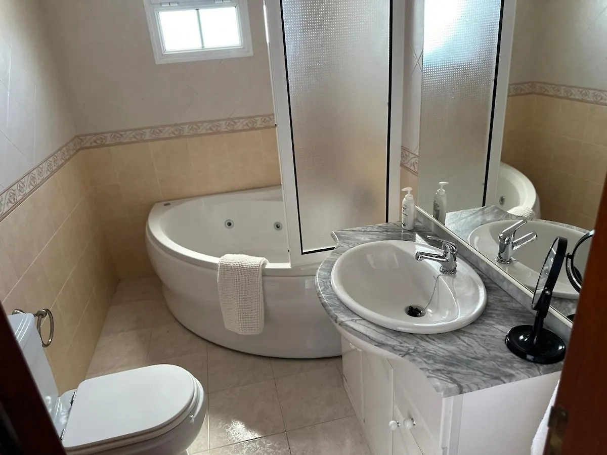 Ferienhaus Casa Mollivia - Breath Taking Views Over Funchal