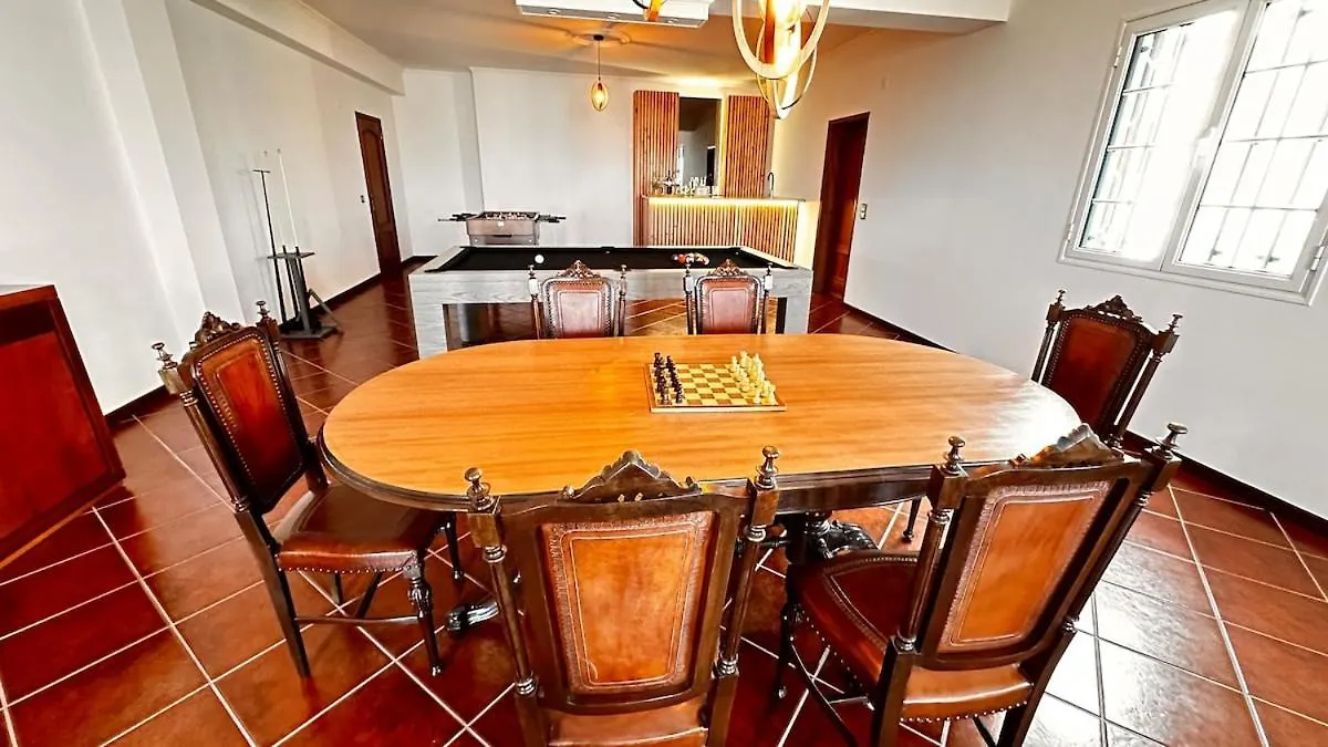 Casa Mollivia - Breath Taking Views Over Funchal 0*, Funchal (Madeira)